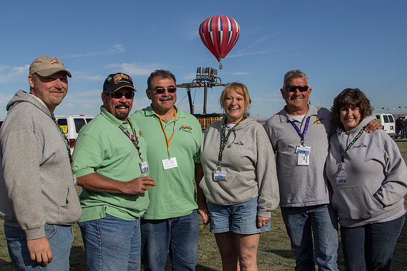 Oso Grande pilot and ground support crew