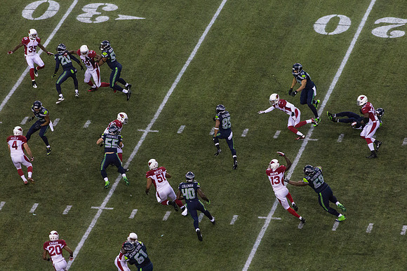 Doug Baldwin On The Run