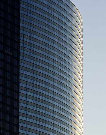 Sunlit Curves